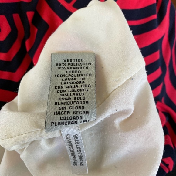 Eliza J Shift Dress Geometric Print in Navy over White & Fuschia  size 8 - Picture 11 of 12